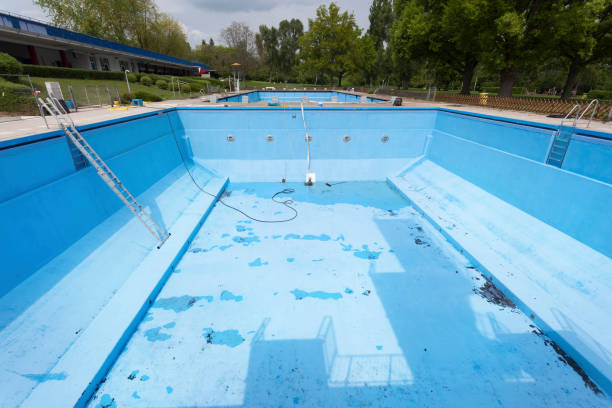 Best Water damage restoration near me  in Meriden, CT